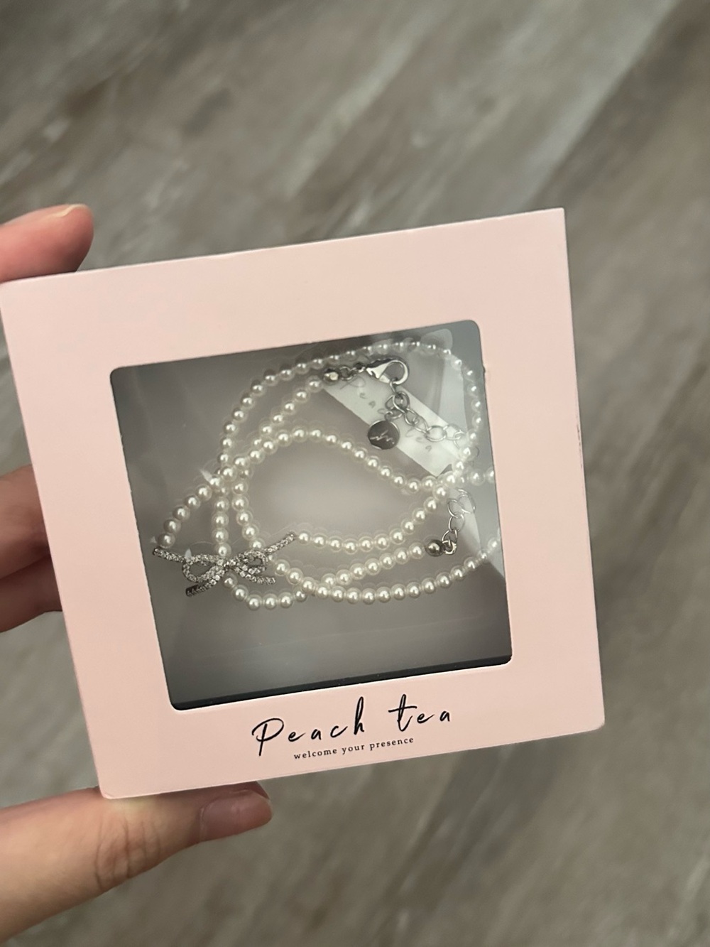 Pearl Necklace - Elegant White Pearl Strand